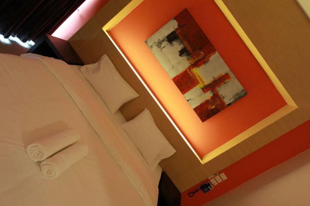 נאקון פטום Trendy Hotel מראה חיצוני תמונה