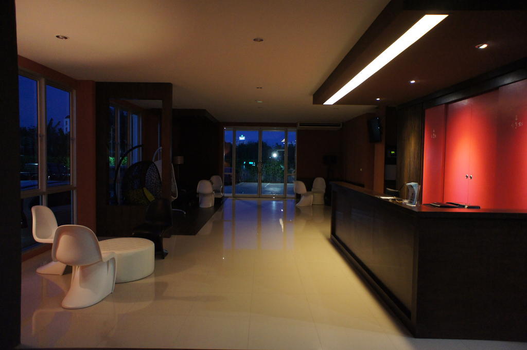 נאקון פטום Trendy Hotel מראה חיצוני תמונה