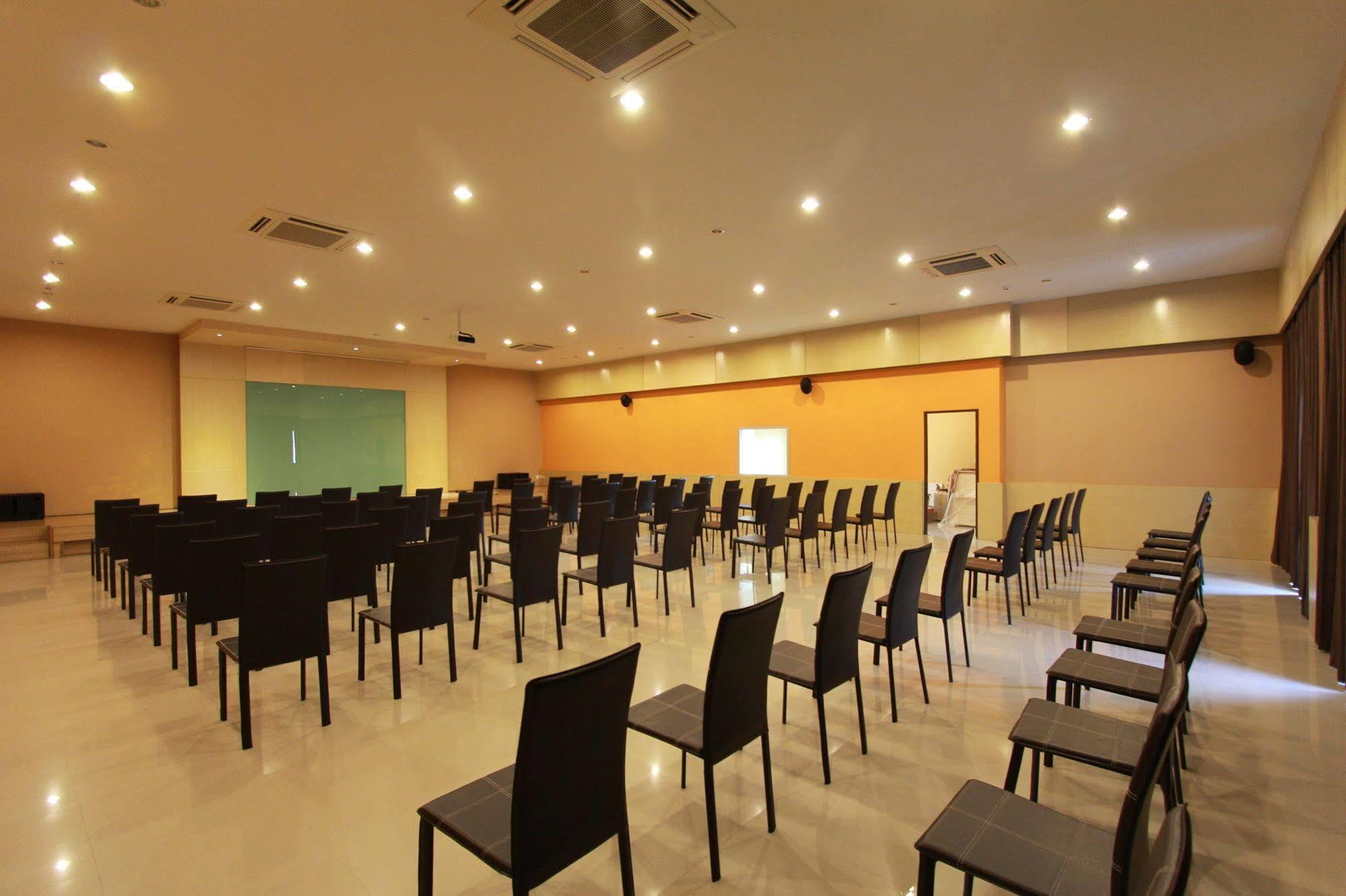 נאקון פטום Trendy Hotel מראה חיצוני תמונה